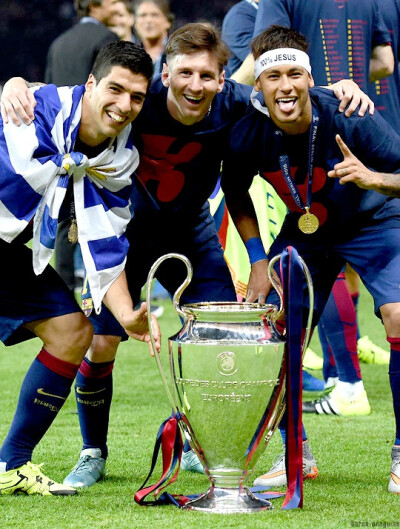 湖人逆转勇士詹姆斯狂砍34分