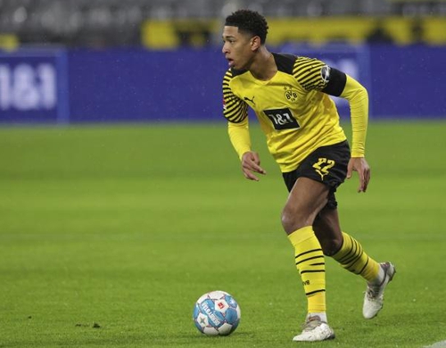 埃迪·豪：球队没有足够球员进行轮换，欧冠目标是晋级淘汰赛