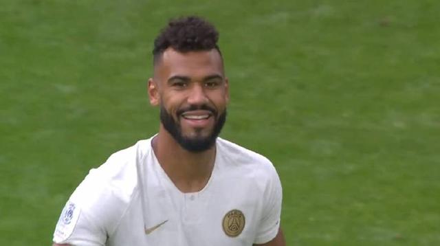 足球欧冠裁判组遭强烈质疑，争议球镜头热议不断