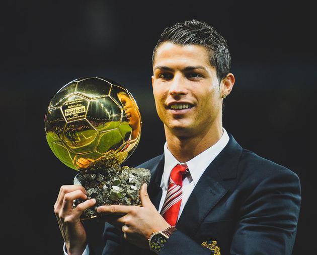 外媒：纽卡与谢什科谈妥个人条款，与莱比锡就转会费达成协议