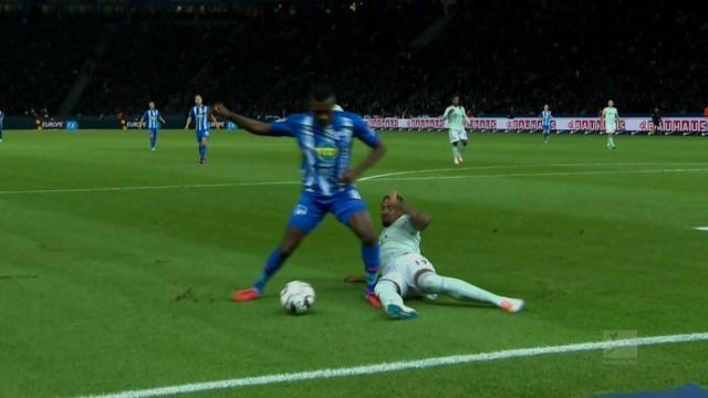 荷兰4-0立陶宛晋级美加墨世界杯，加克波、赖因德斯传射